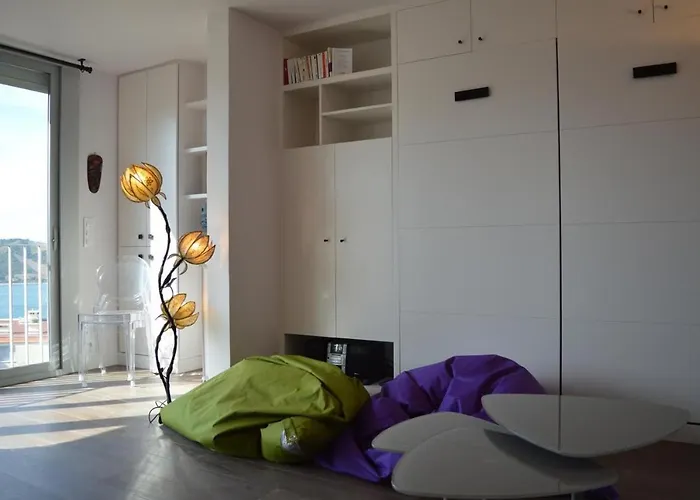 2 Pièces 4 Couchages Sur Bn100-d142 * Banyuls-sur-Mer